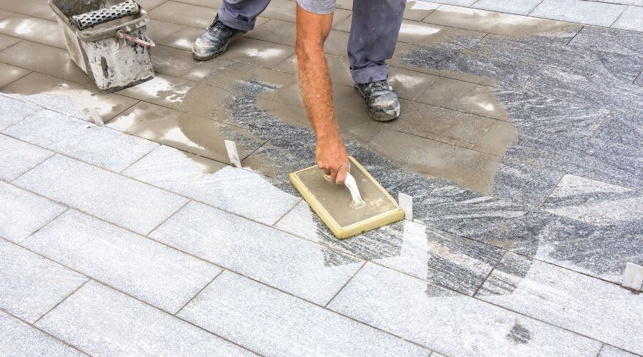 Professional gutter cleaning in Harrells, NC